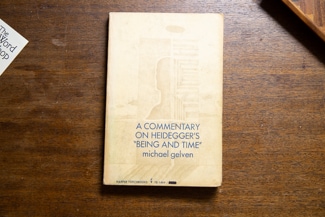 A Commentary on Heidegger's 'Being and Time' cover